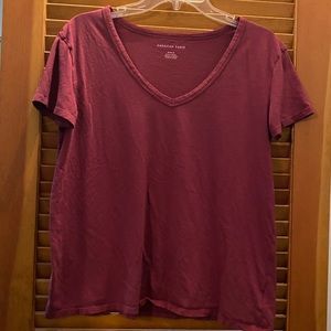 American Eagle T shirt. Size Medium.